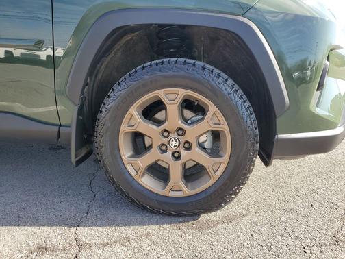 2025 Toyota RAV4 Hybrid Woodland Edition