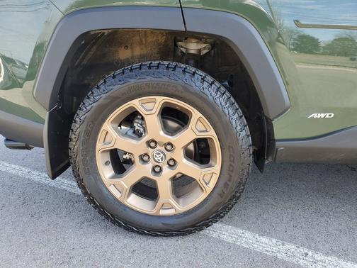 2025 Toyota RAV4 Hybrid Woodland Edition