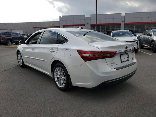 2018 Toyota Avalon Hybrid Limited