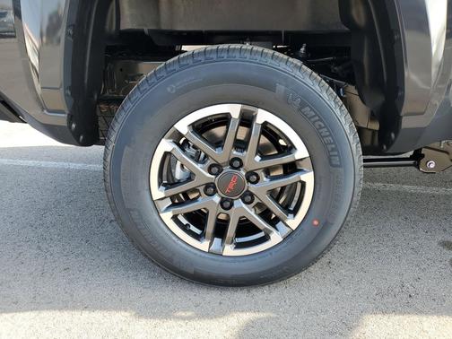 2026 Toyota Tacoma Hybrid TRD Sport