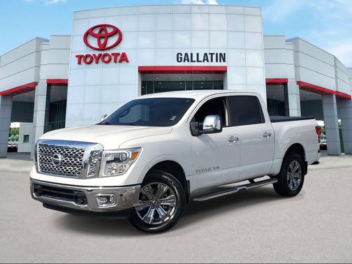 2019 Nissan Titan SL