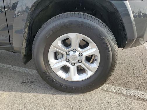 2024 Toyota 4Runner SR5 Premium