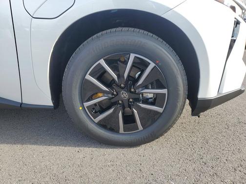 2026 Toyota bZ XLE Plus