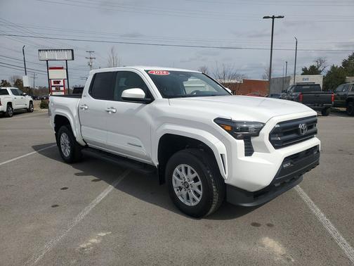 2024 Toyota Tacoma SR5