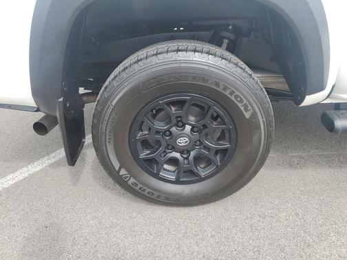 2023 Toyota Tacoma SR5