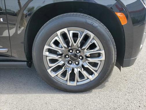 2024 GMC Yukon XL Denali Ultimate