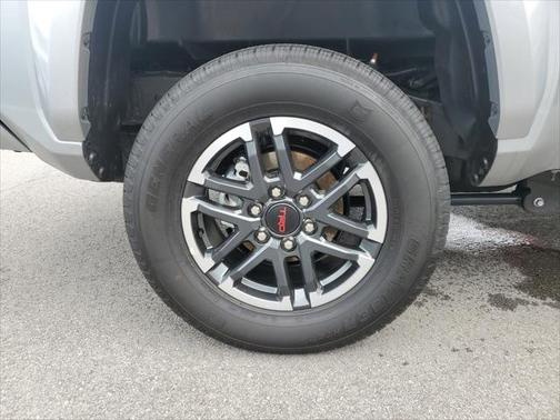 2025 Toyota Tacoma TRD Sport