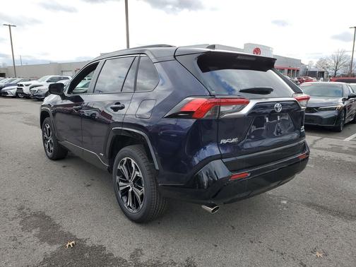 2025 Toyota RAV4 Hybrid SE