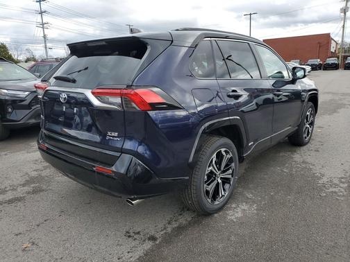 2025 Toyota RAV4 Hybrid SE