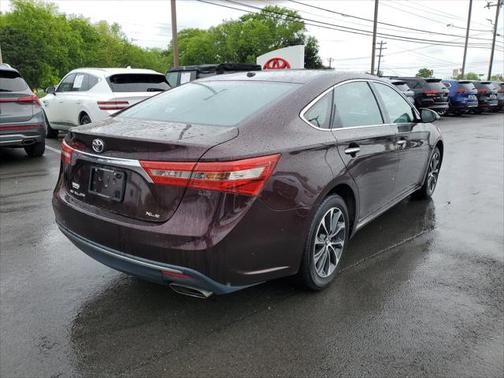 2018 Toyota Avalon XLE