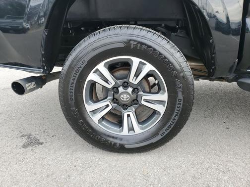 2021 Toyota Tacoma SR