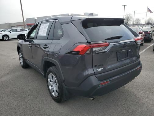 2024 Toyota RAV4 LE