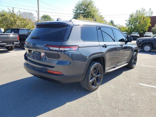 2022 Jeep Grand Cherokee L Altitude