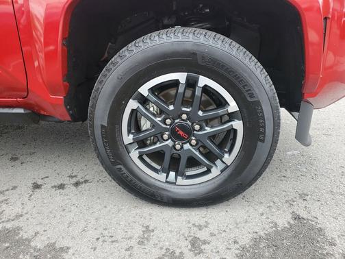 2025 Toyota Tacoma TRD Sport