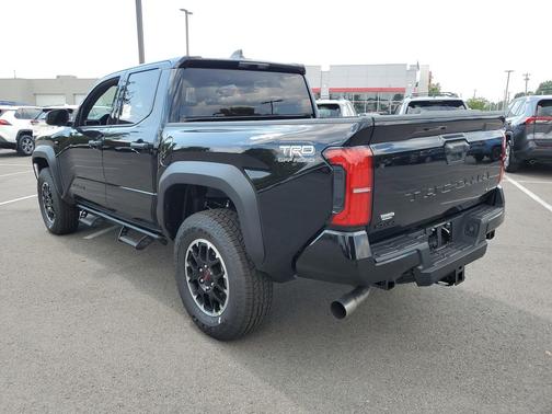 2025 Toyota Tacoma Hybrid TRD Off Road
