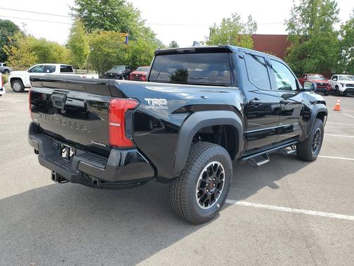 2025 Toyota Tacoma Hybrid TRD Off Road