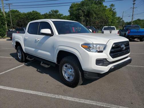 2017 Toyota Tacoma SR