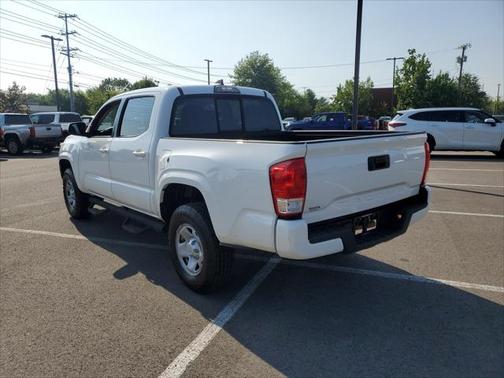 2017 Toyota Tacoma SR