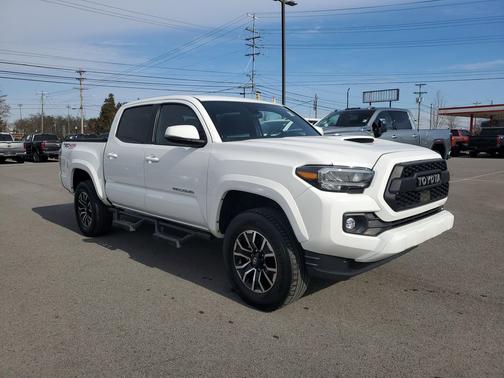 2023 Toyota Tacoma TRD Sport