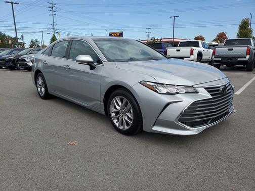 2021 Toyota Avalon XLE
