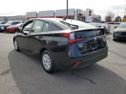 2022 Toyota Prius L