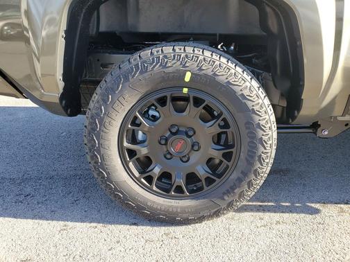 2026 Toyota Tacoma Hybrid TRD Sport