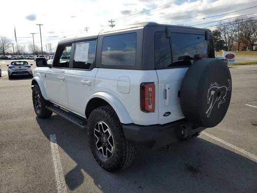 2022 Ford Bronco Outer Banks