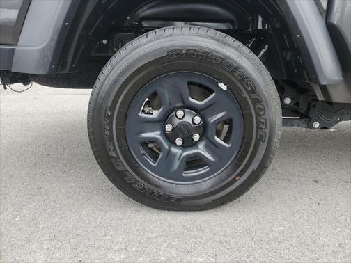 2023 Jeep Gladiator Sport