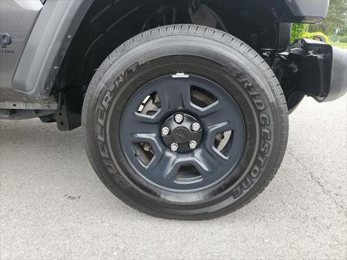 2023 Jeep Gladiator Sport