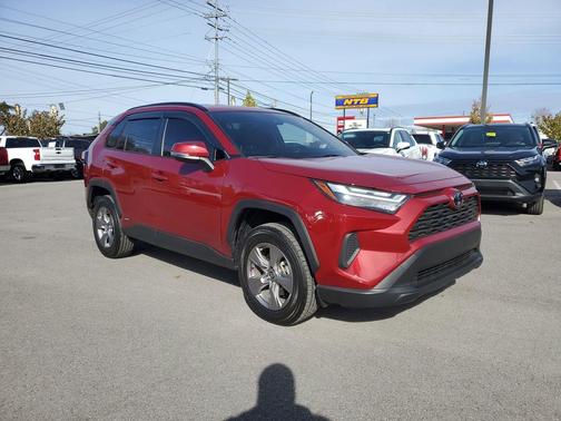 2025 Toyota RAV4 Hybrid LE