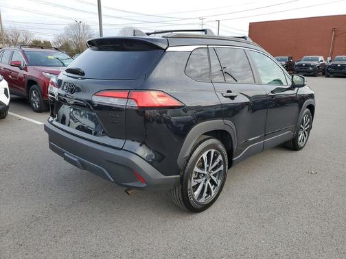 2022 Toyota Corolla Cross XLE