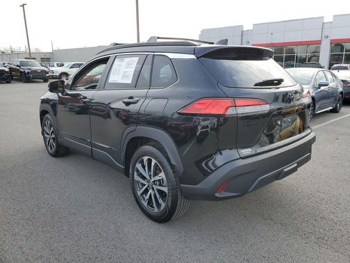2022 Toyota Corolla Cross XLE