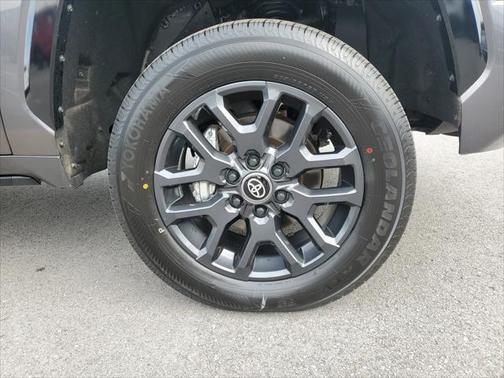 2023 Toyota Tundra Hybrid Platinum