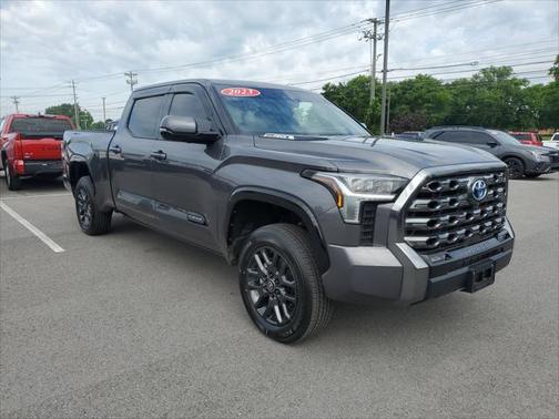 2023 Toyota Tundra Hybrid Platinum