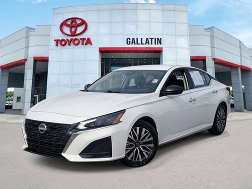 2025 Nissan Altima SV FWD