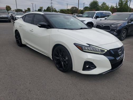 2023 Nissan Maxima SR Xtronic CVT