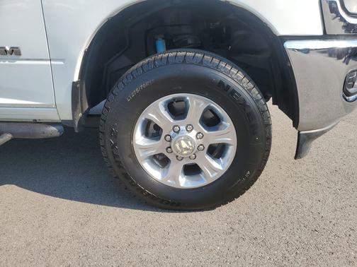 2019 RAM 2500 Big Horn Crew Cab 4x4 6'4' Box