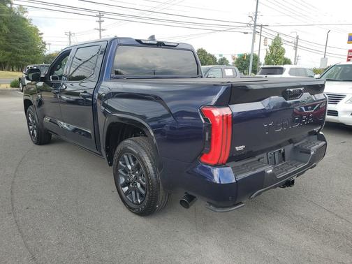 2025 Toyota Tundra Hybrid Platinum