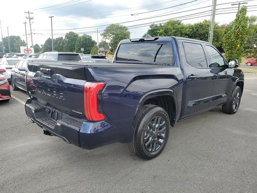 2025 Toyota Tundra Hybrid Platinum
