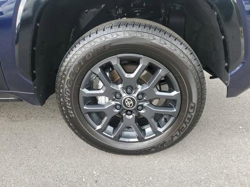 2025 Toyota Tundra Hybrid Platinum