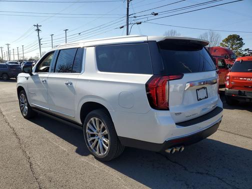 2022 GMC Yukon XL Denali