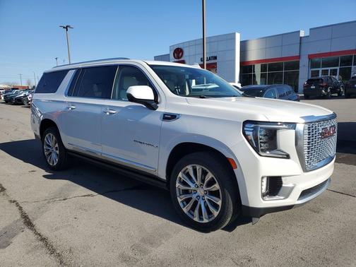 2022 GMC Yukon XL Denali