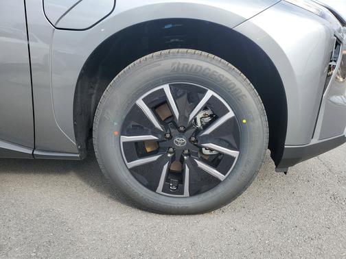 2026 Toyota bZ XLE Plus