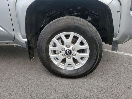 2024 Toyota Tacoma SR