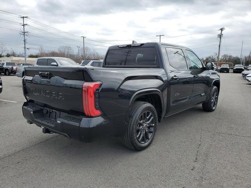 2023 Toyota Tundra Platinum