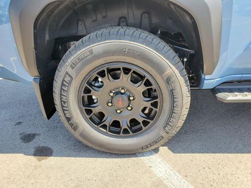 2025 Toyota 4Runner TRD Off Road