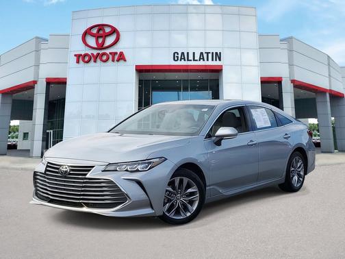 2022 Toyota Avalon XLE