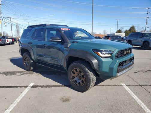 2025 Toyota 4Runner Hybrid Trailhunter