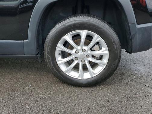 2020 Jeep Cherokee Latitude