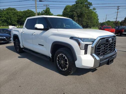 2022 Toyota Tundra SR5